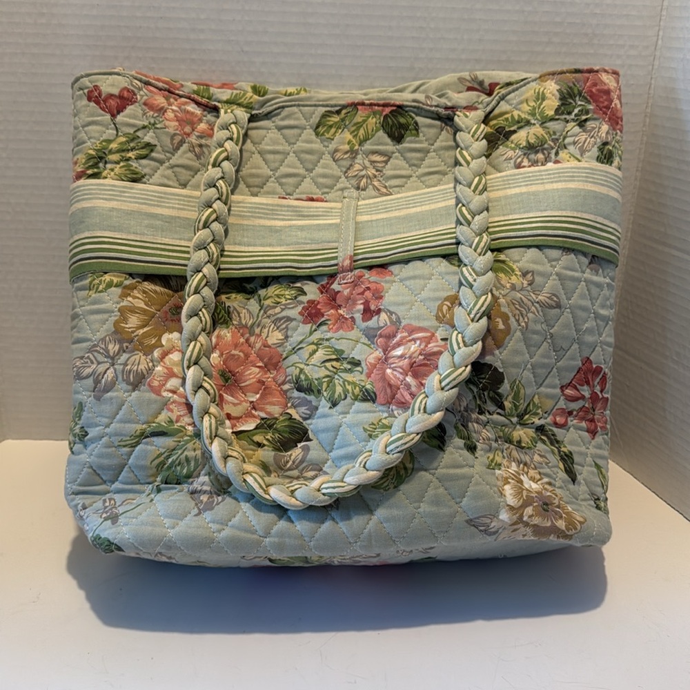 Isabella’s Journey Tea Rose Tote with Ribbon Floral Print - Picture 2 of 13
